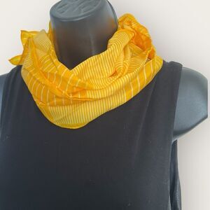 Yellow & white stripes scarf, NWT
